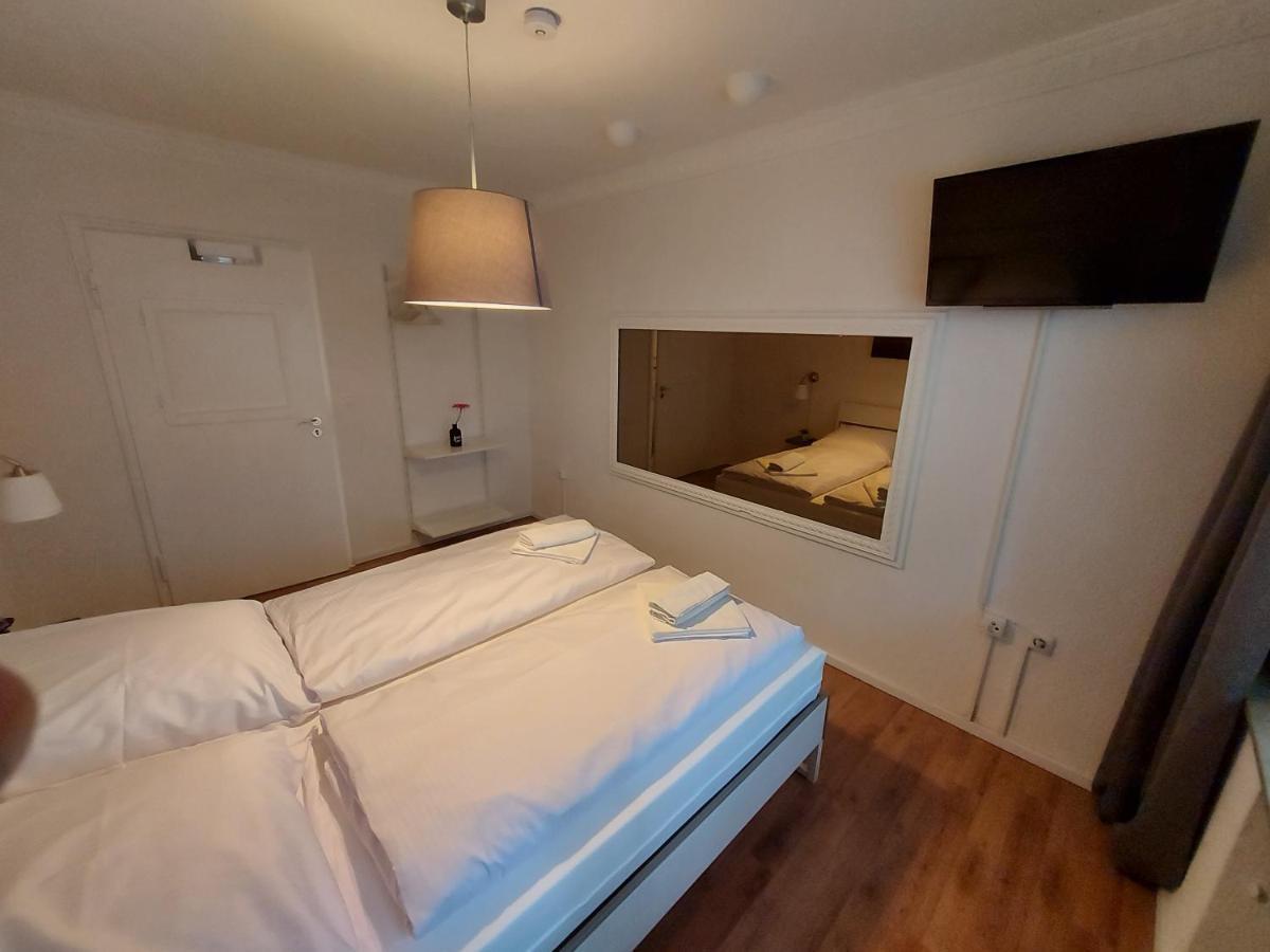 Overnight Apartment Cologne Extérieur photo